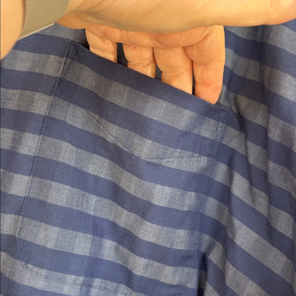 Oak Hill Blue Gray Plaid Plus Size Wrinkle Free Button Down Plaid Shirt - Picture 7 of 8